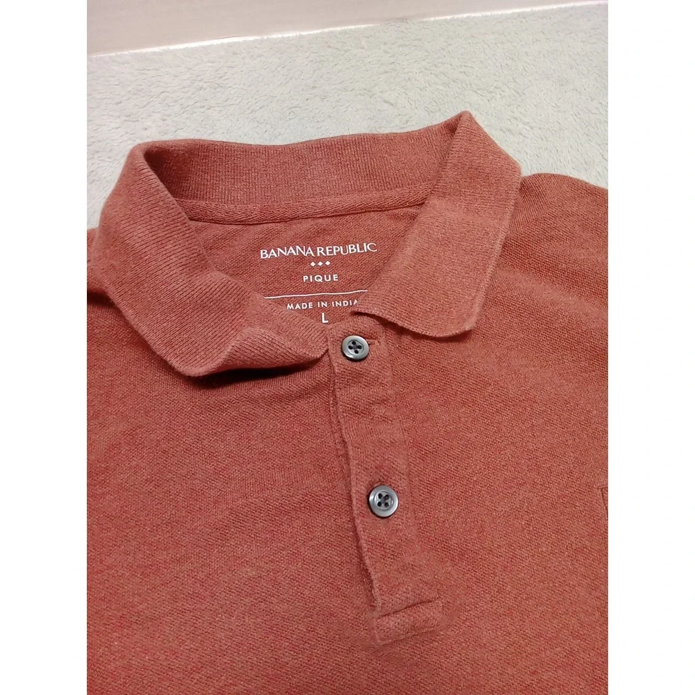 Banana Republic Men's Size Large Pique Short Sleeve Polo Shirt Color Rust